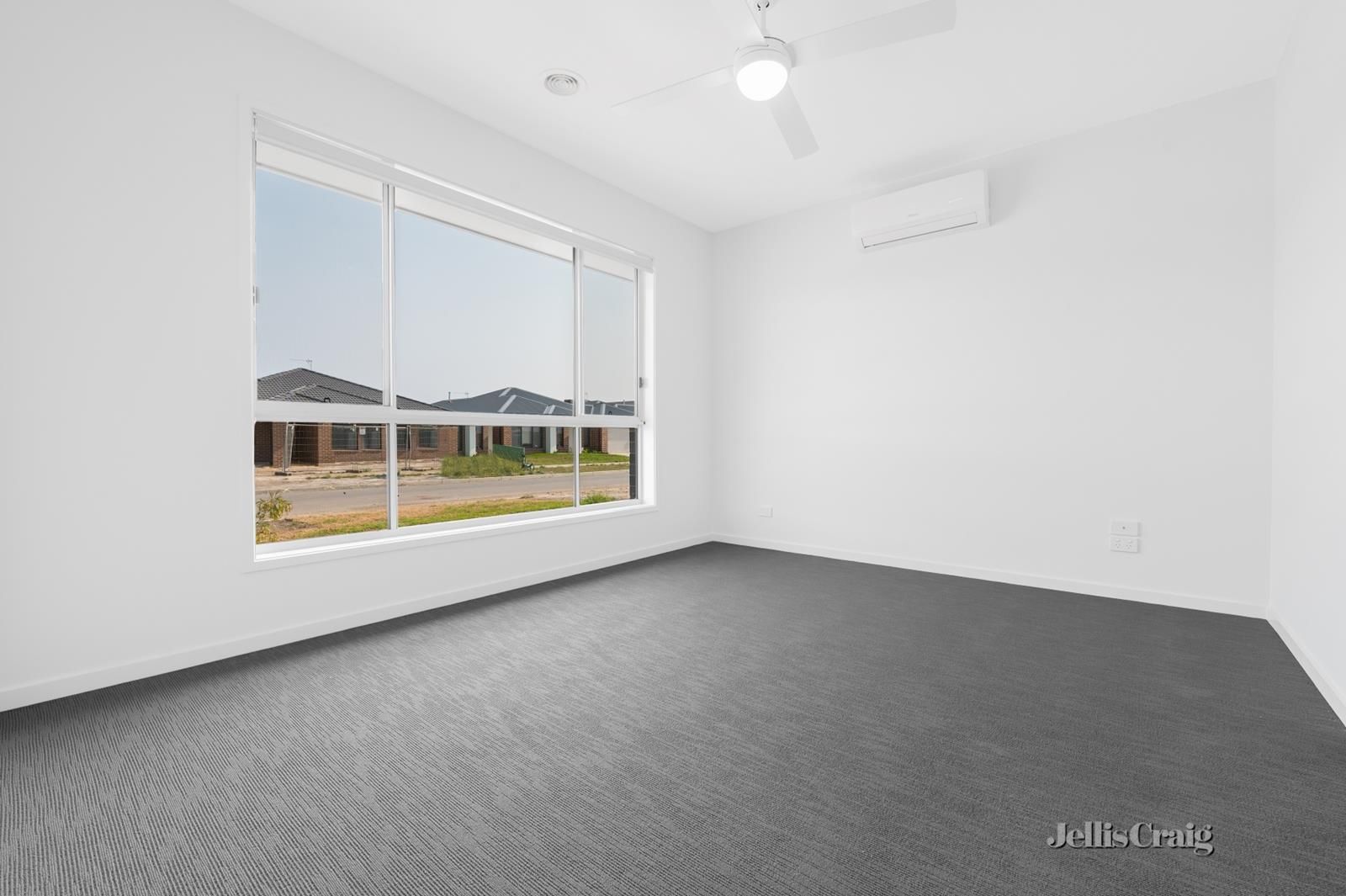 8 Aquiver Terrace, Miners Rest VIC 3352, Image 1