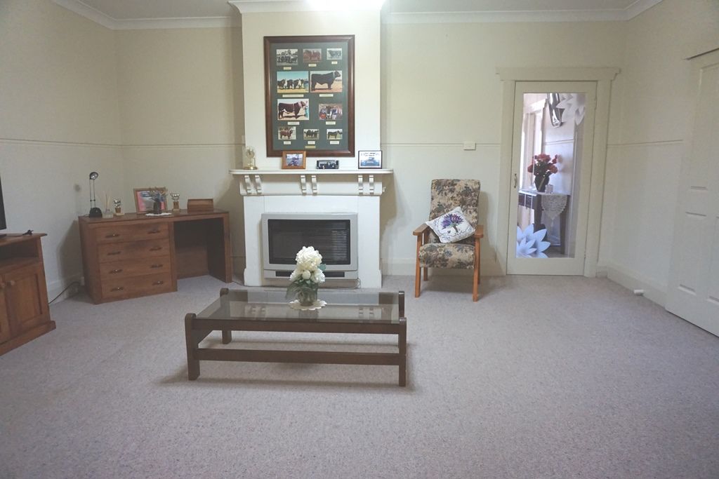 88 Gladstone Street, West Wyalong NSW 2671, Image 1