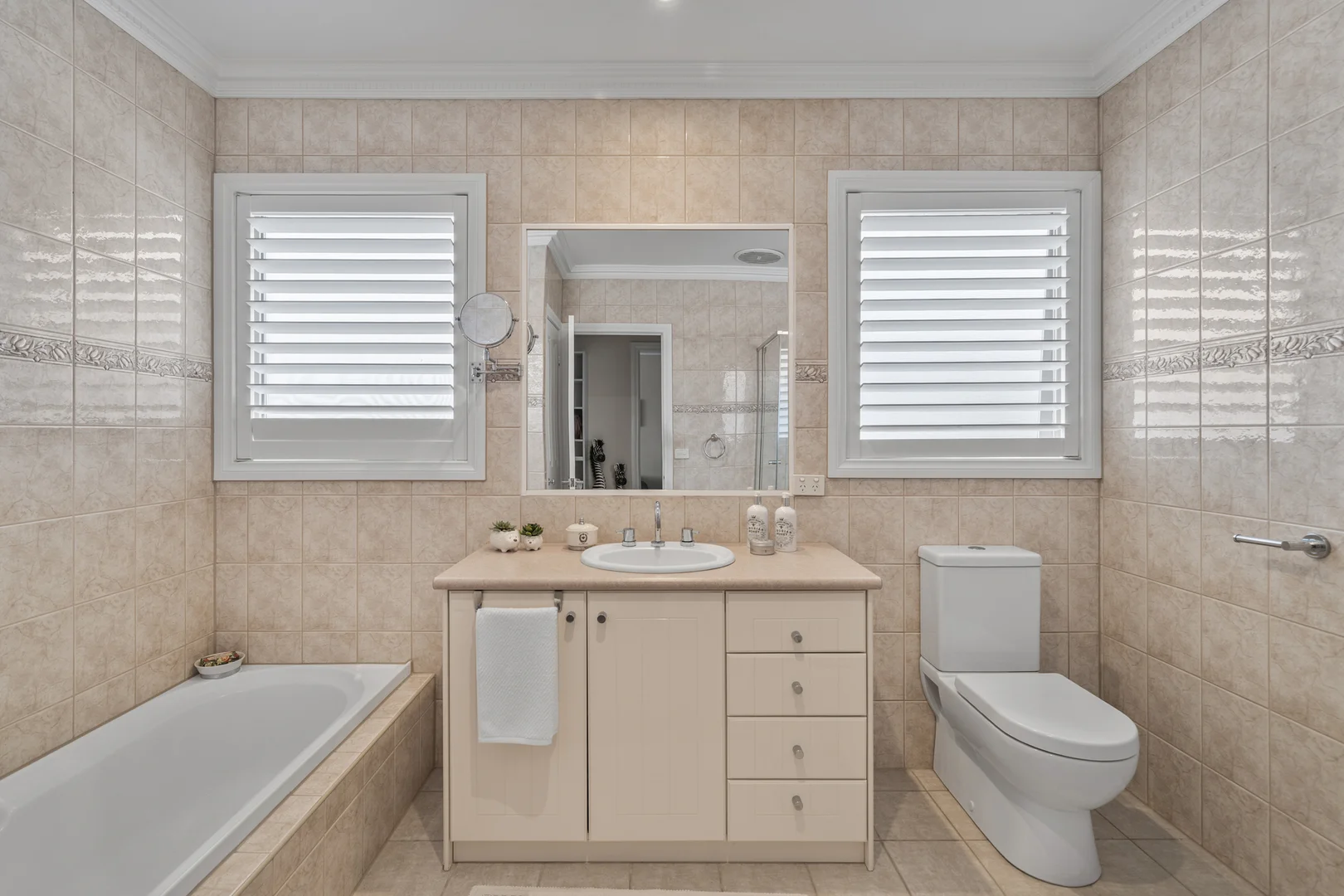 Additional image 15 of 3 Robin Court, Doncaster VIC 3108