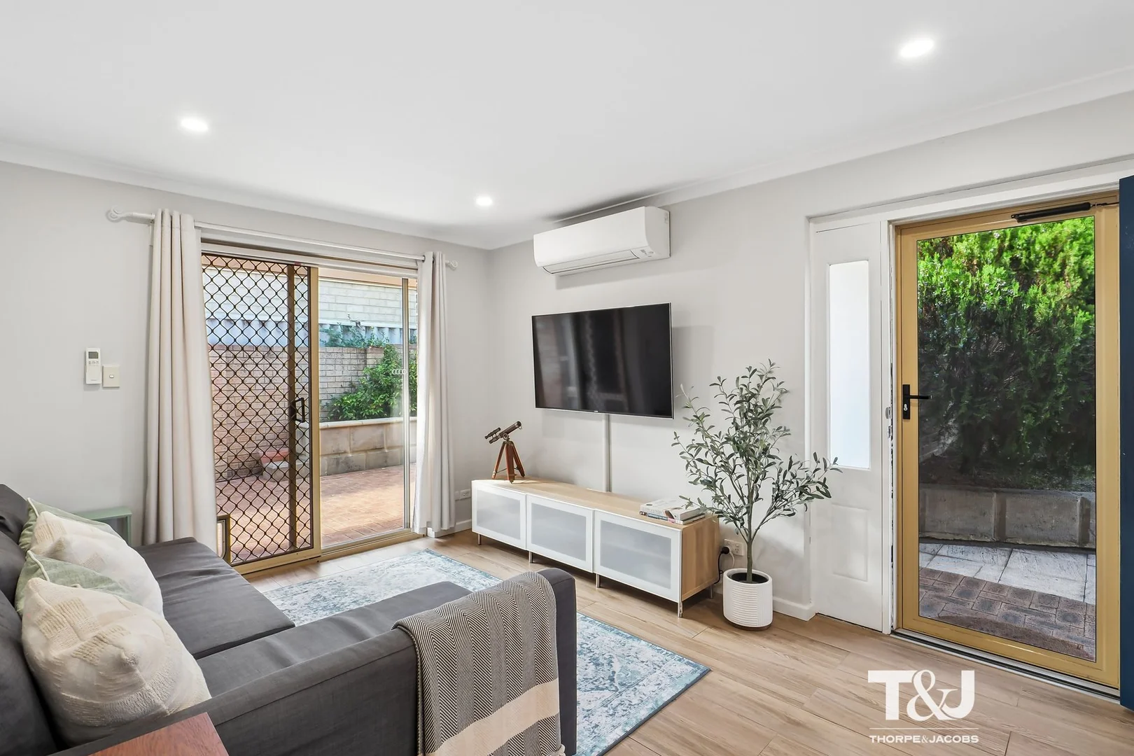 Additional image 7 of 1/77 Tyler Street, Joondanna WA 6060