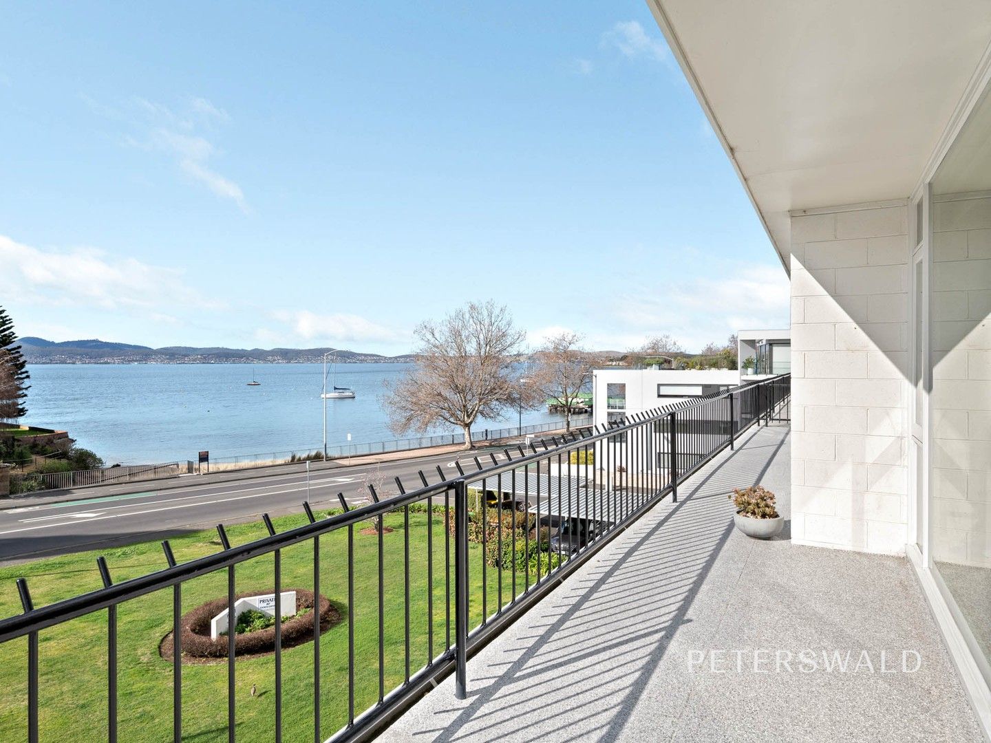 3 bedrooms Apartment / Unit / Flat in 13/409 Sandy Bay Road SANDY BAY TAS, 7005