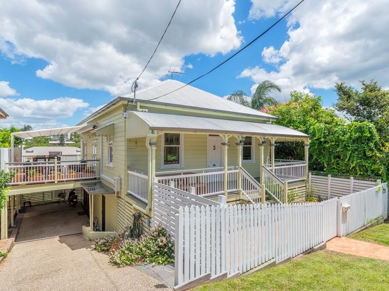 4 bedrooms House in 4/12 Ada Street TARINGA QLD, 4068