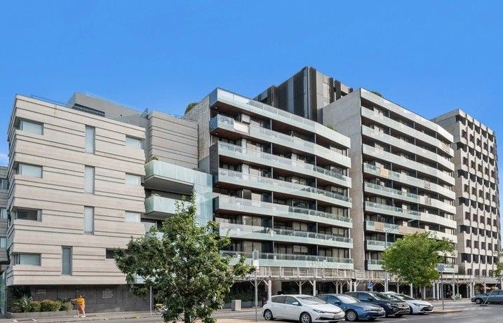2 bedrooms Apartment / Unit / Flat in 607/123 Pelham Street CARLTON VIC, 3053