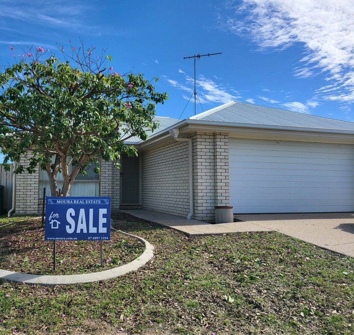 4 bedrooms House in 3 Hayden Pl MOURA QLD, 4718