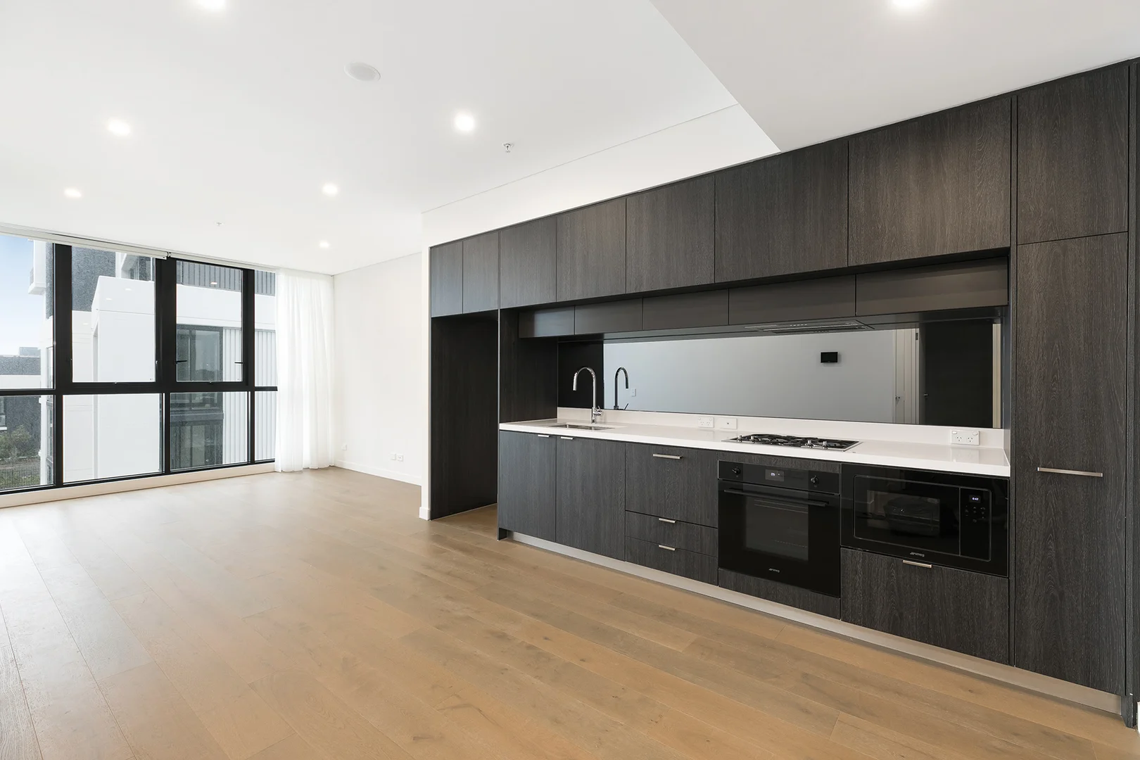 Additional image 3 of 810/455A Captain Cook Drive, Woolooware NSW 2230