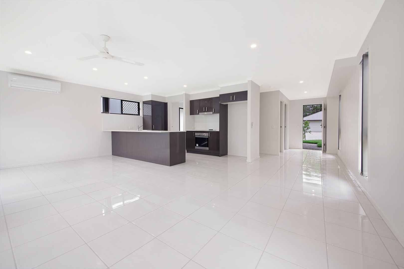 63 Westminster Boulevard, Doolandella QLD 4077, Image 2