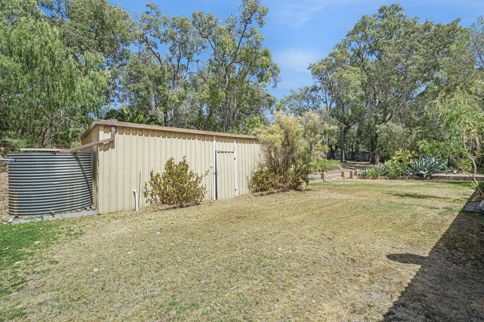 860 Estuary Road, Bouvard WA 6211, Image 2