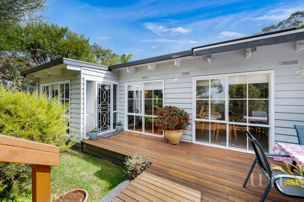 13 Essex Road, Mount Martha VIC 3934