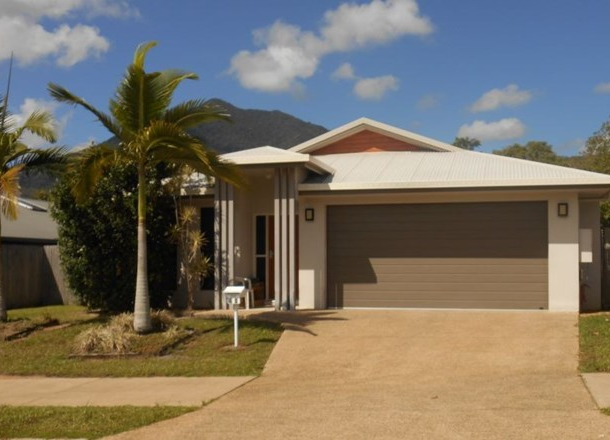 8 Finniss Crescent, Bentley Park QLD 4869