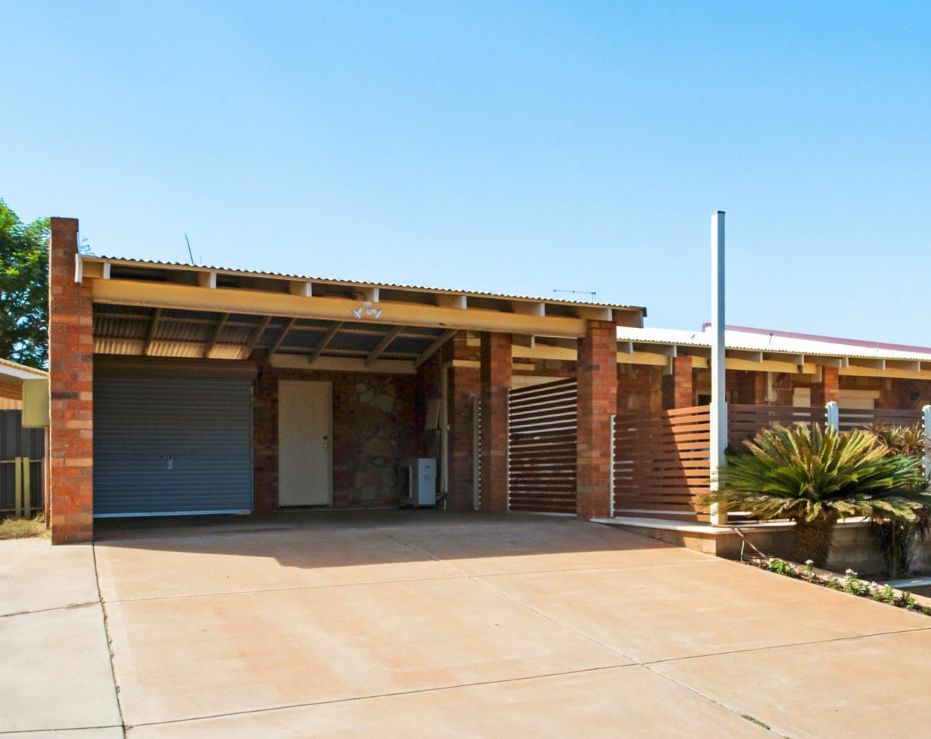 3 bedrooms House in 8a Comrie Court BAYNTON WA, 6714