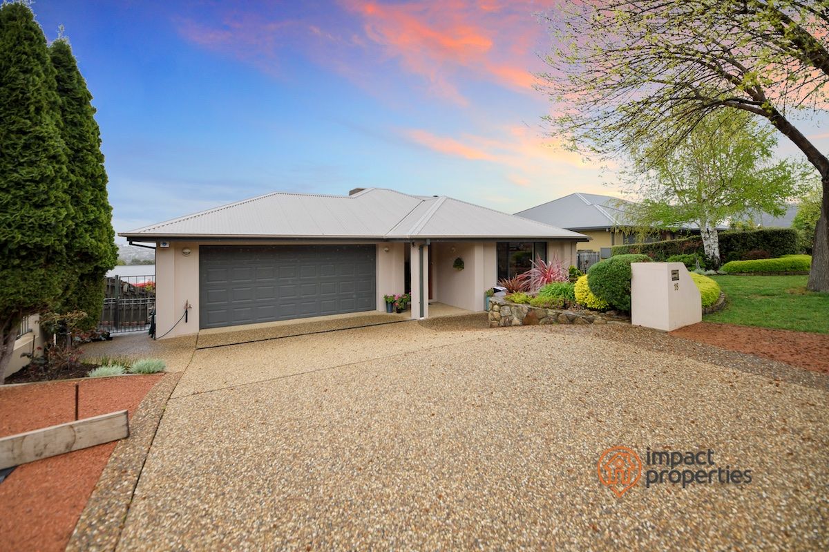 18 Galbraith Close, Banks ACT 2906, Image 0