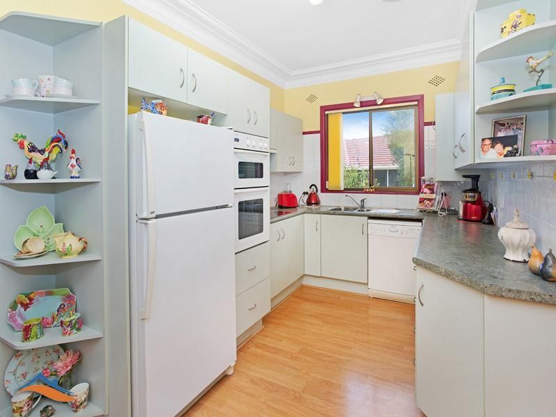 21 Whiting Crescent, Corrimal NSW 2518, Image 1