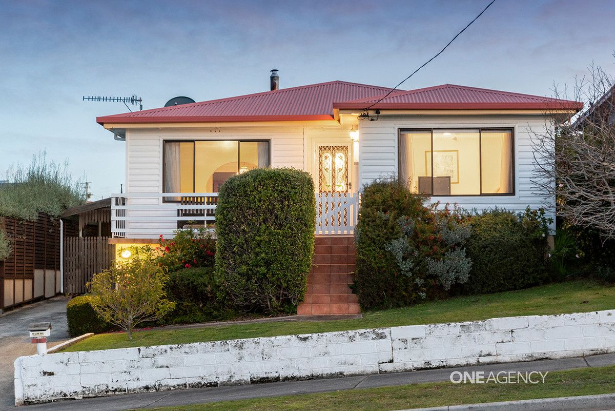 30 Malunna Crescent, Parklands TAS 7320, Image 0