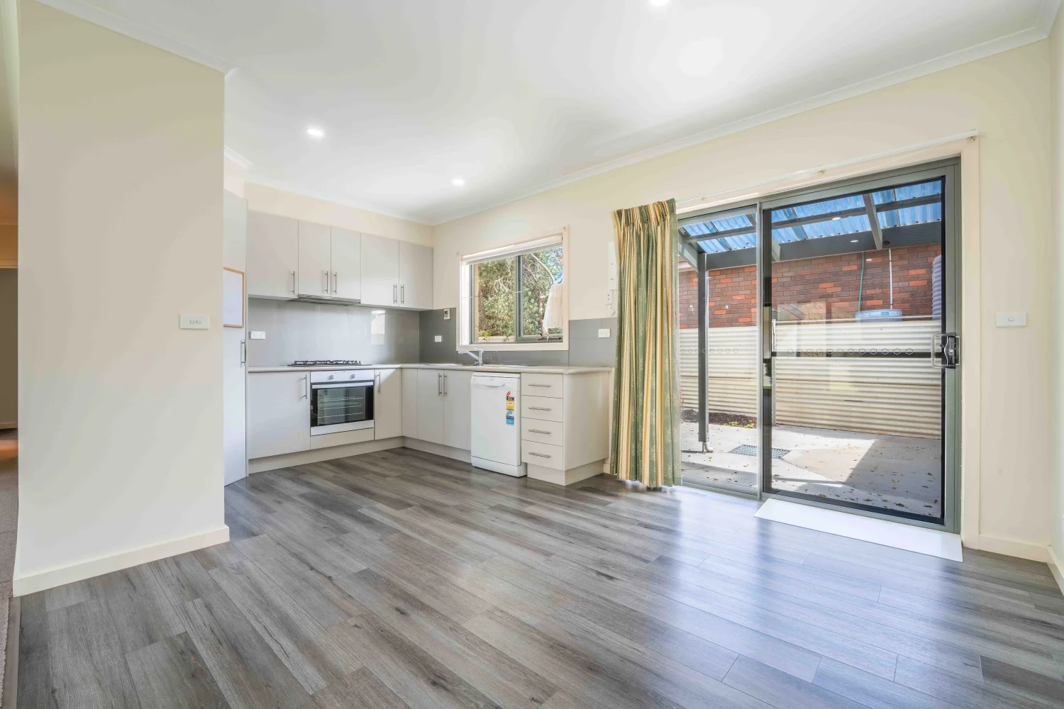 Additional image 2 of 5/17 Fitzroy Street, Heywood VIC 3304