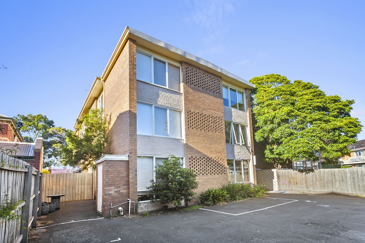 2/125 Ferguson Street, Williamstown VIC 3016 Apartment For Rent