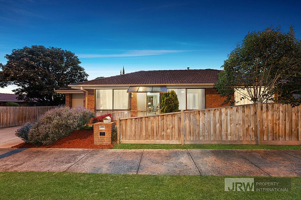 3 bedrooms House in 3/111-113 Watsons Road GLEN WAVERLEY VIC, 3150