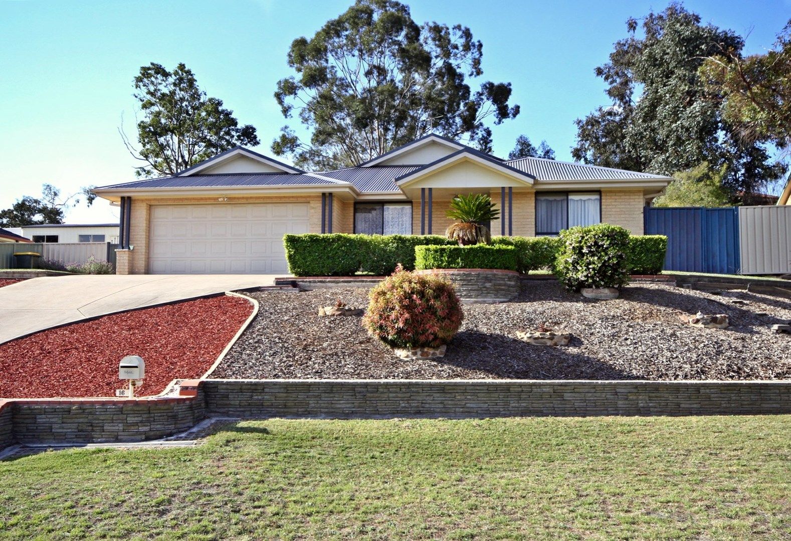 16 Chablis Close, Muswellbrook NSW 2333, Image 0