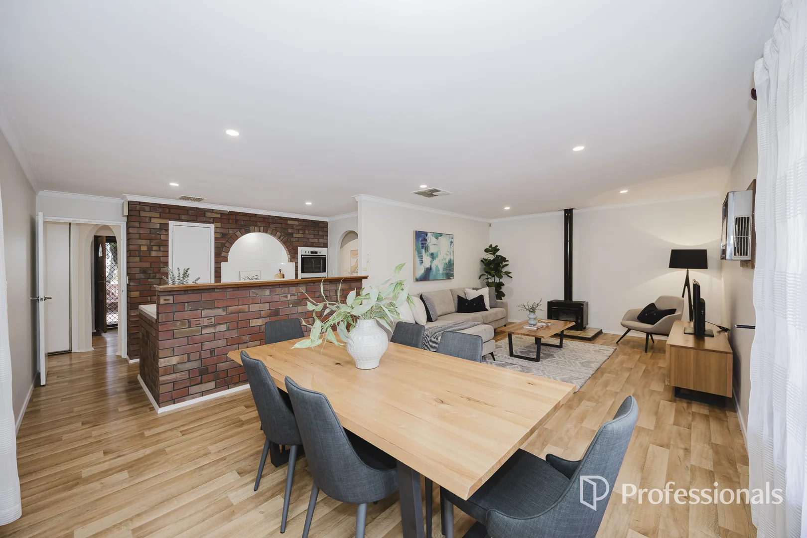 Additional image 14 of 45 Marangaroo Drive, Marangaroo WA 6064