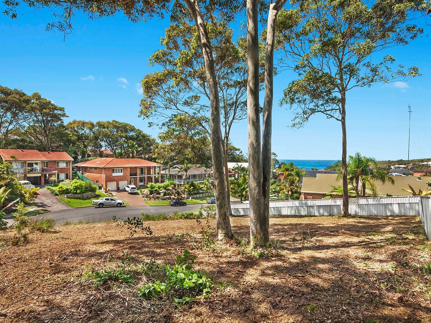 27 Copper Valley Close, Caves Beach NSW 2281, Image 2