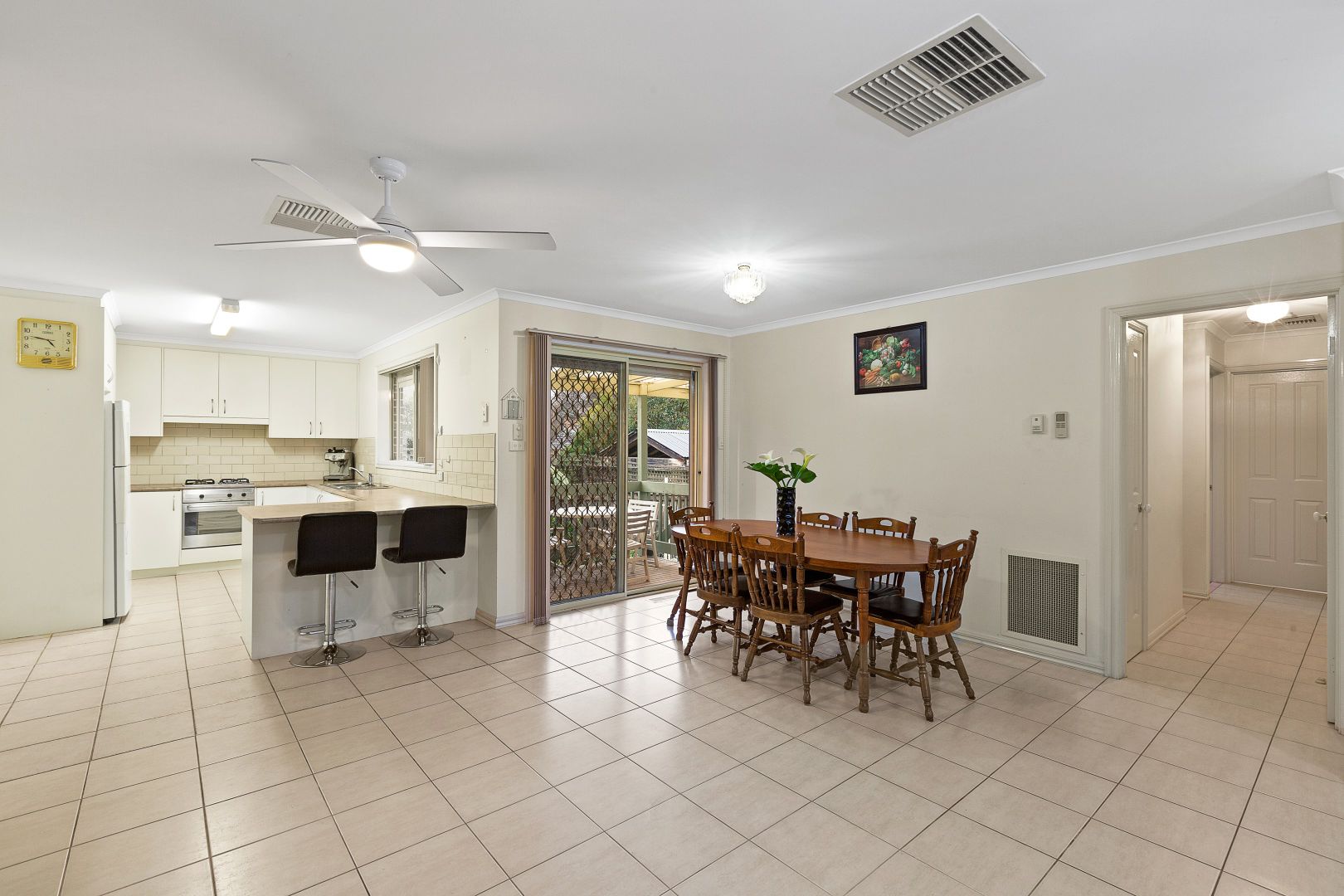 2/34 Sherbrook Avenue, Ringwood VIC 3134, Image 2