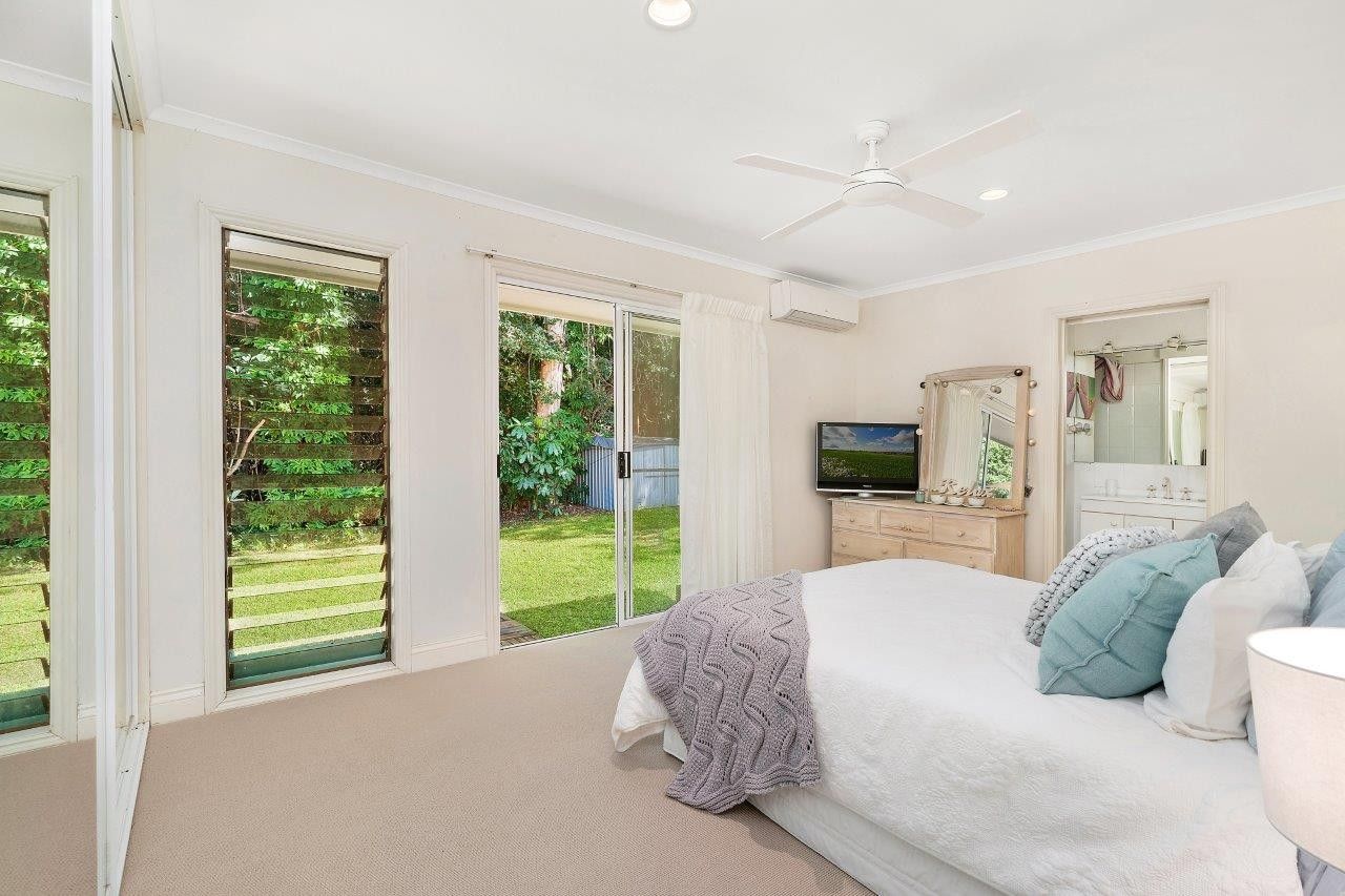 29 Gibson Close, Clifton Beach QLD 4879, Image 2