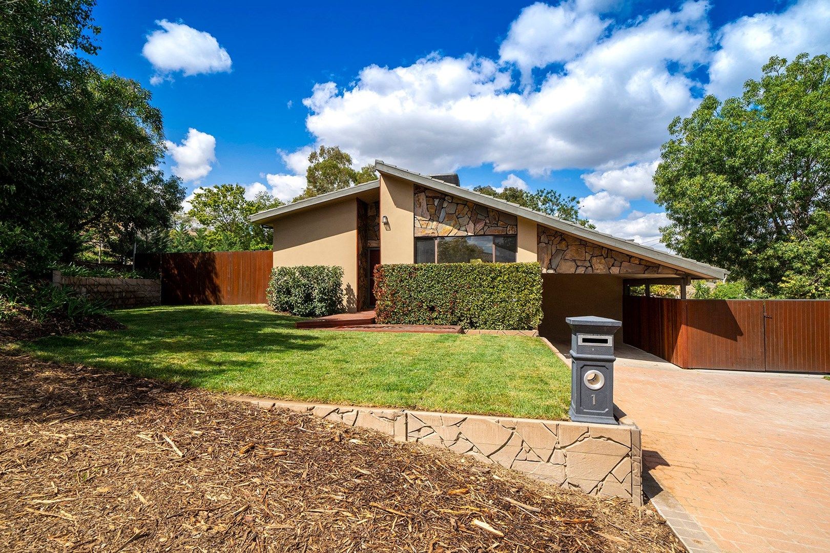 1 Cheeseman Place, Gowrie ACT 2904, Image 0