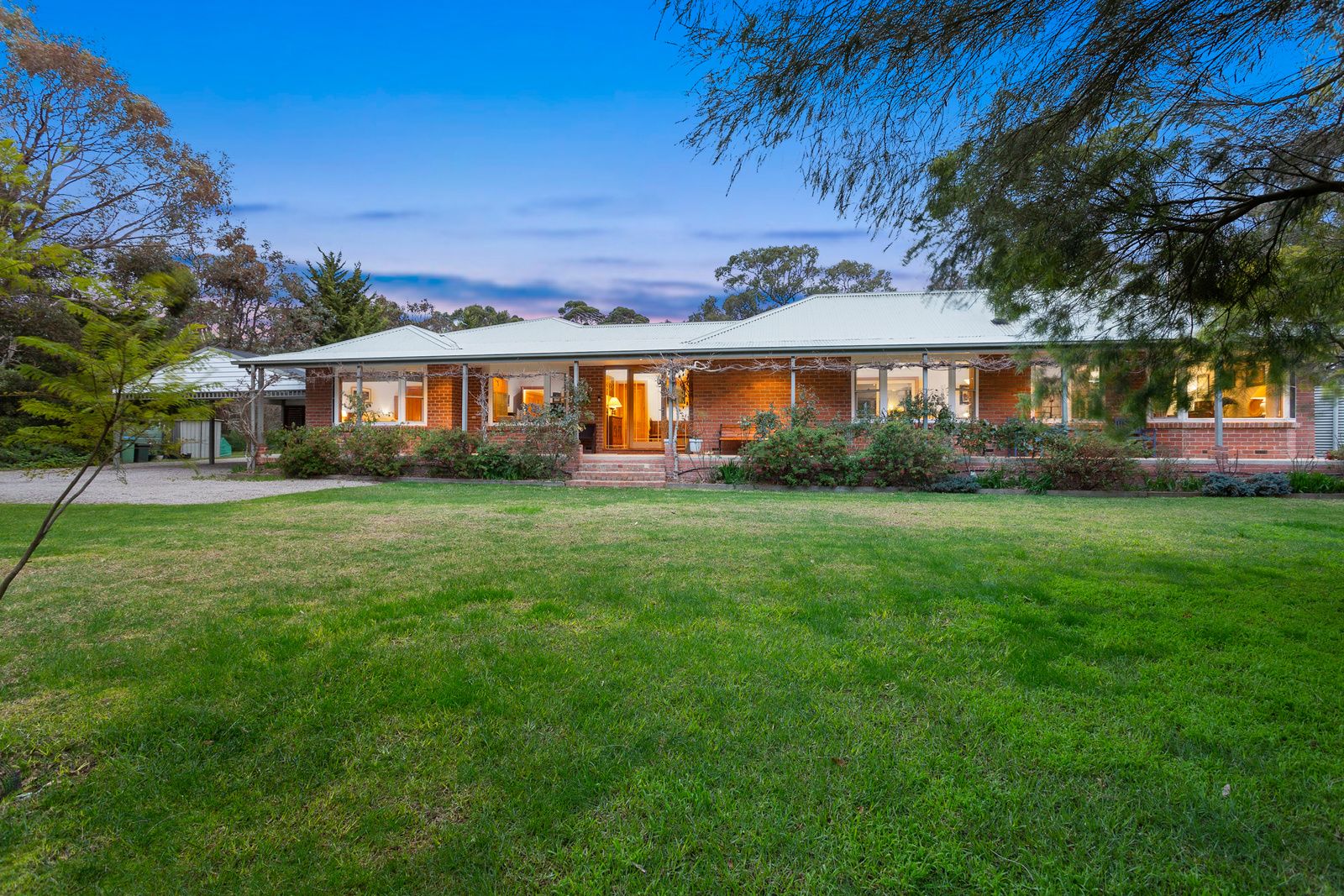 4 bedrooms House in 150 South Beach Road BITTERN VIC, 3918