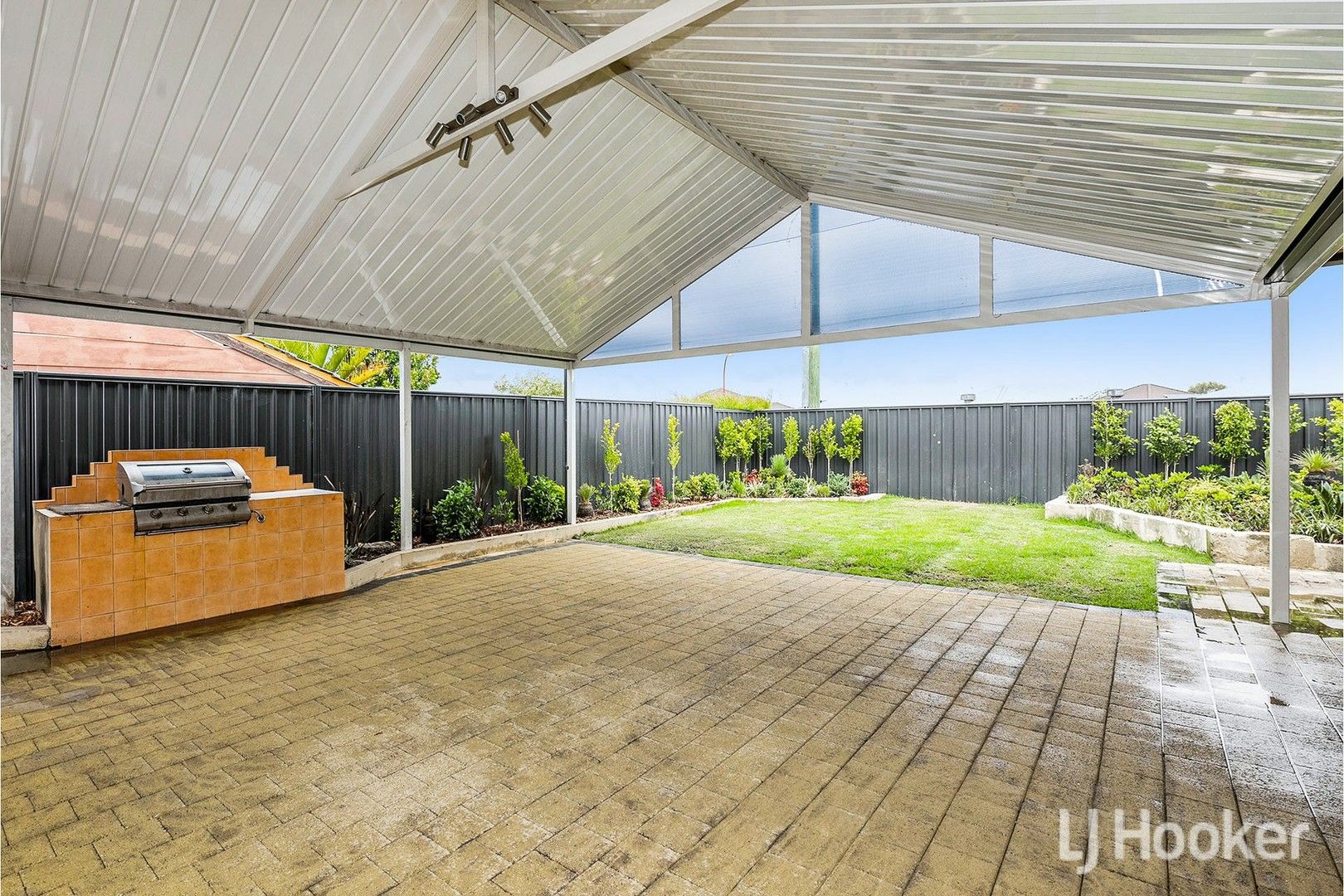 4 bedrooms House in 138 Anaconda Drive GOSNELLS WA, 6110