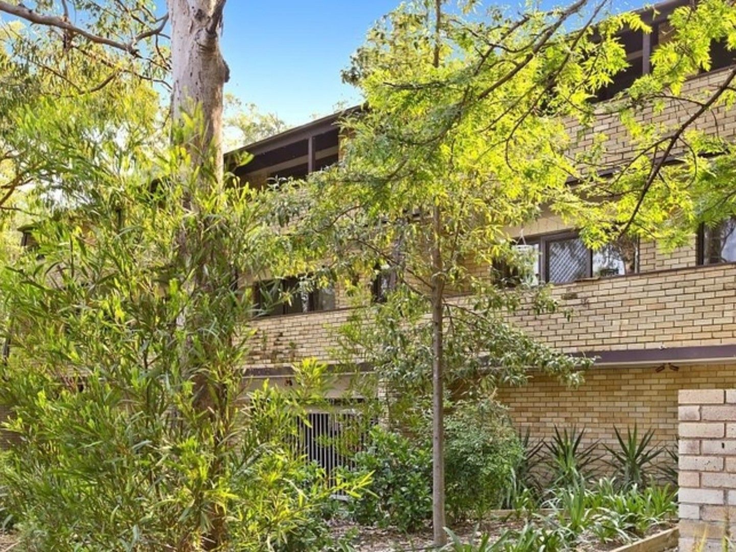 2 bedrooms Apartment / Unit / Flat in 10/315 Burns Bay Road LANE COVE NSW, 2066