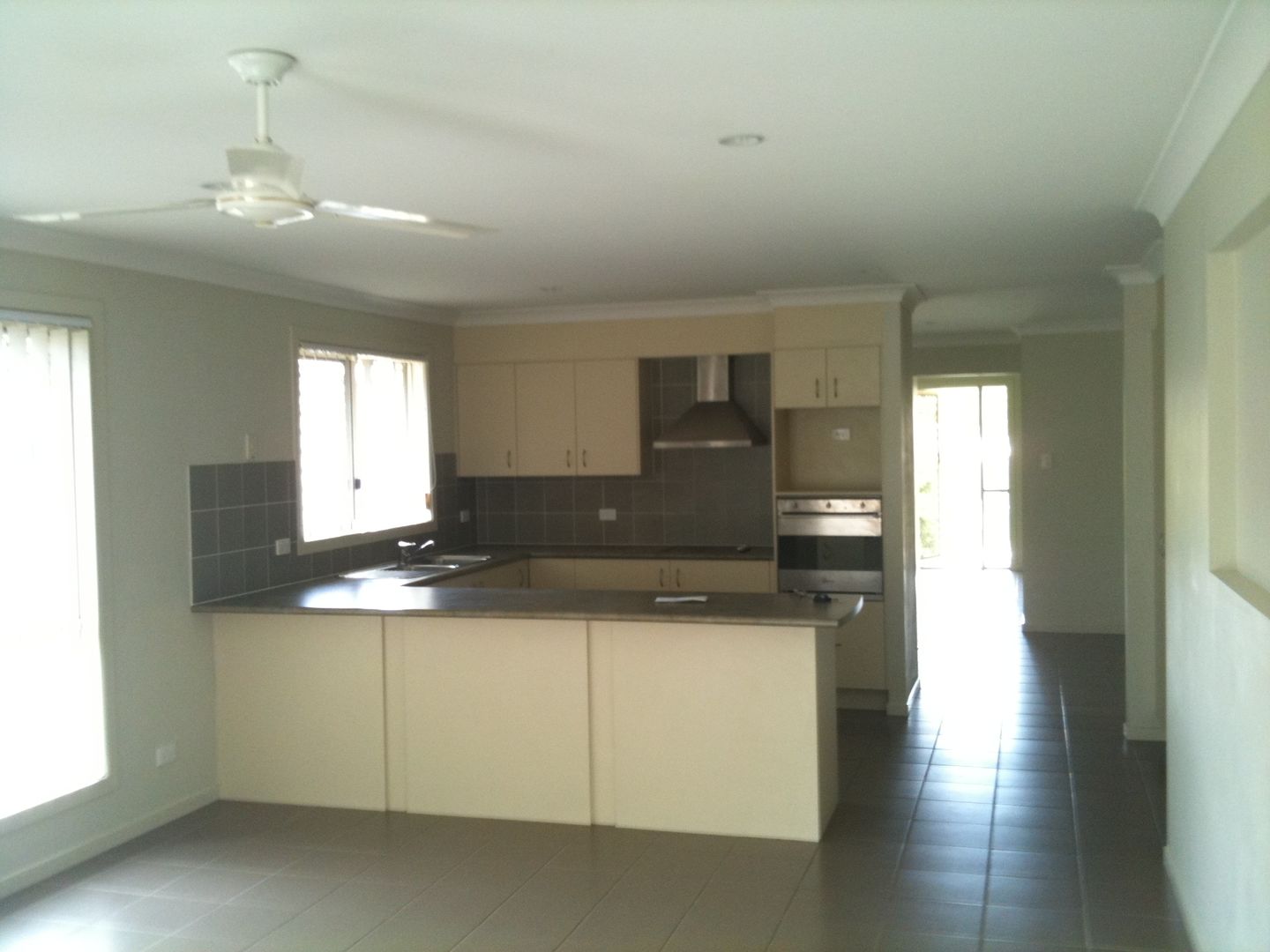 8 Blueberry Ash Crt, Boronia Heights QLD 4124, Image 1