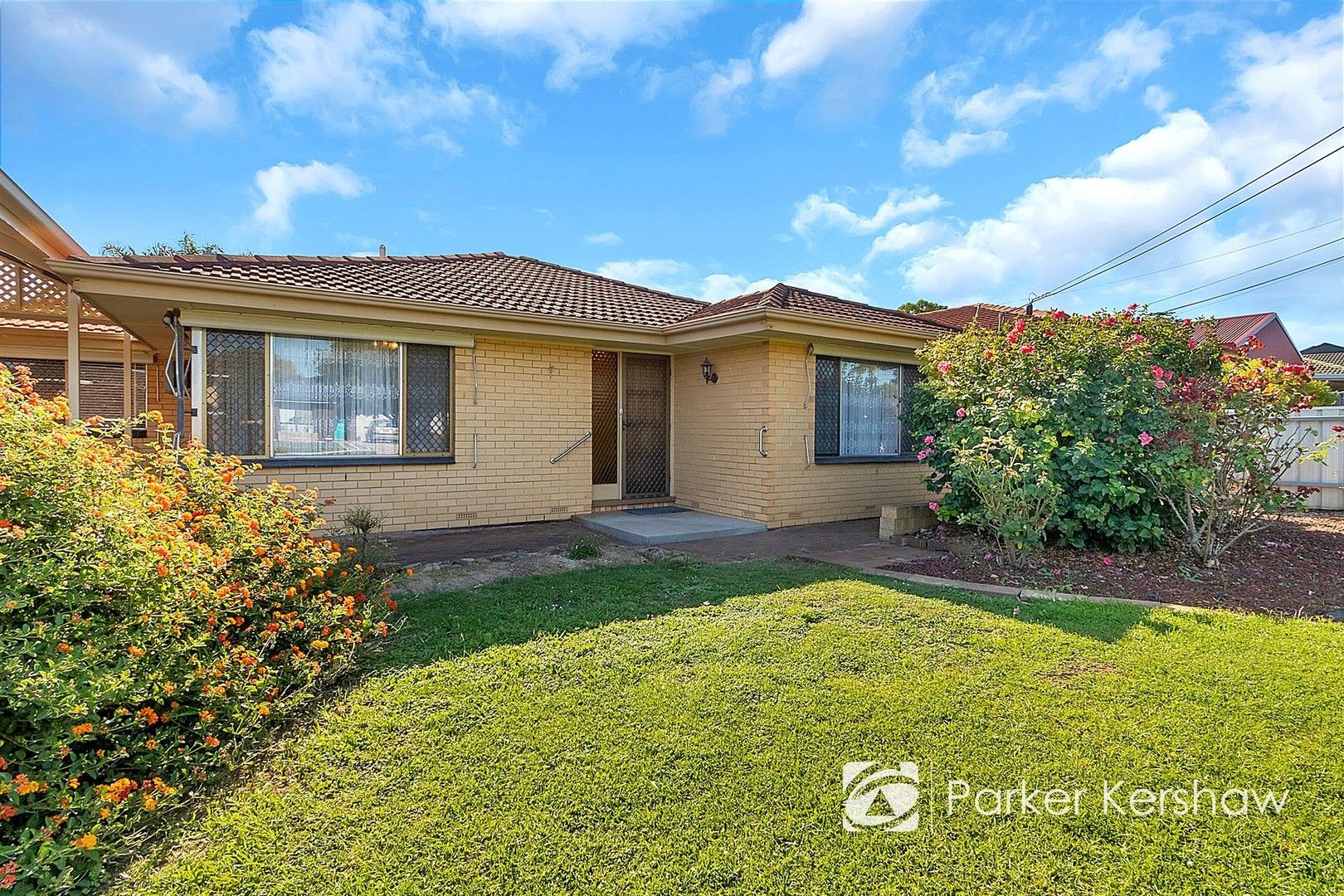 3 bedrooms House in 118 Warren Road MODBURY NORTH SA, 5092