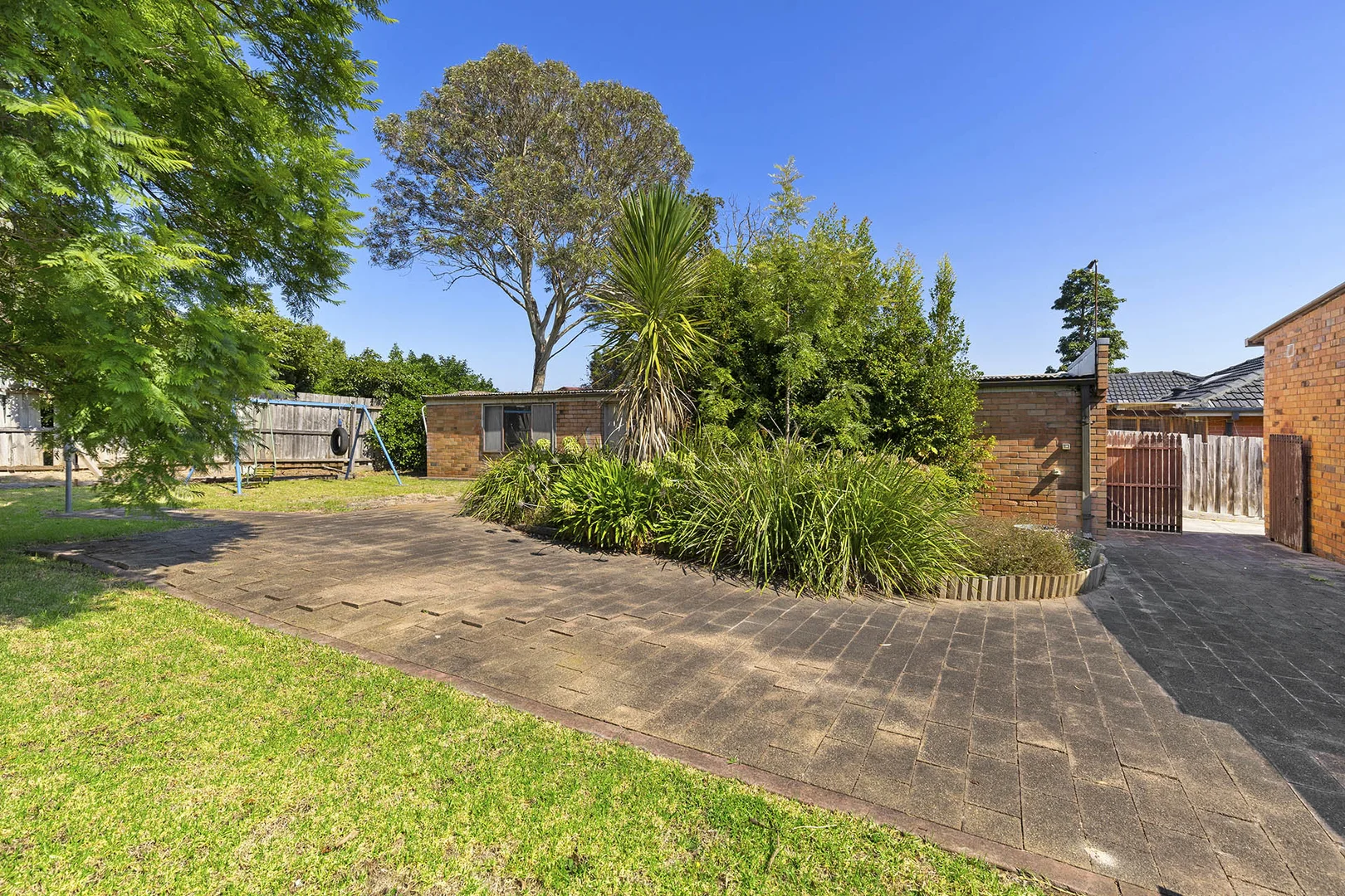 Additional image 10 of 6 California Crescent, Ferntree Gully VIC 3156