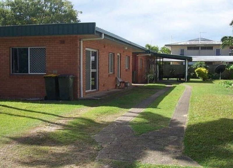 1 bedrooms Apartment / Unit / Flat in 2/28 Creedy Street WESTCOURT QLD, 4870