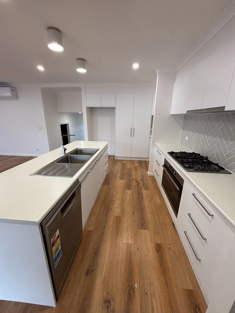 Additional image 11 of 5 Lady Harriet Drive, Lakes Entrance VIC 3909