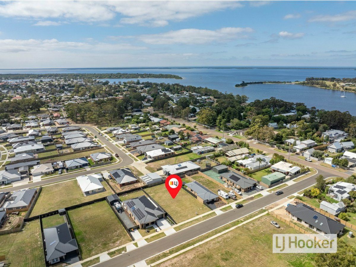 8 Ilfracombe Way, Paynesville VIC 3880, Image 0