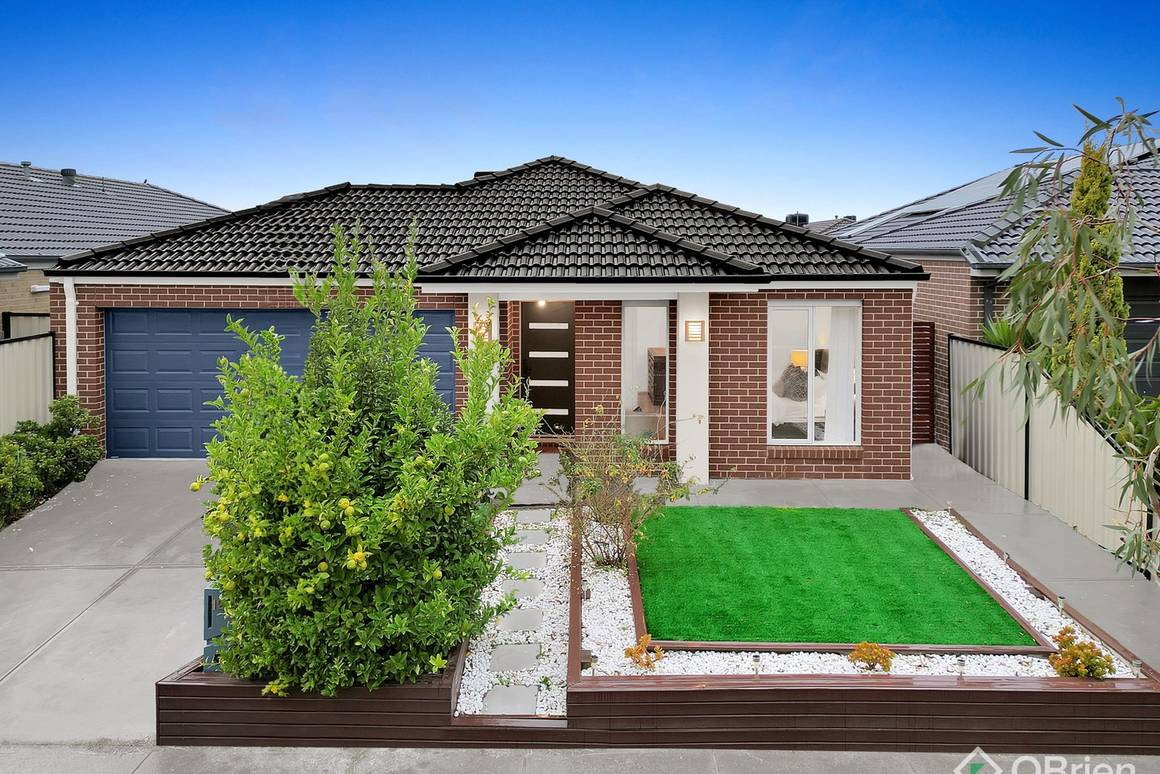 Picture of 12 Zain Street, LYNBROOK VIC 3975