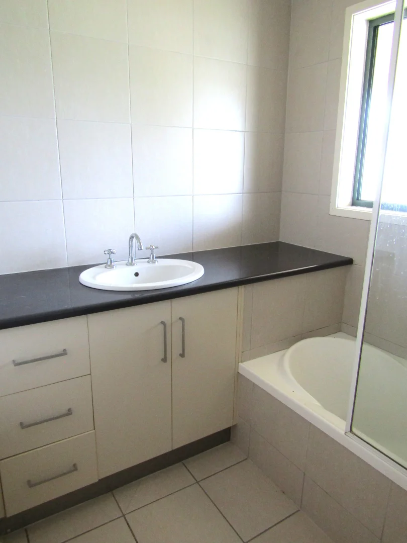 Additional image 10 of 15 Fern Street, Blackwater QLD 4717