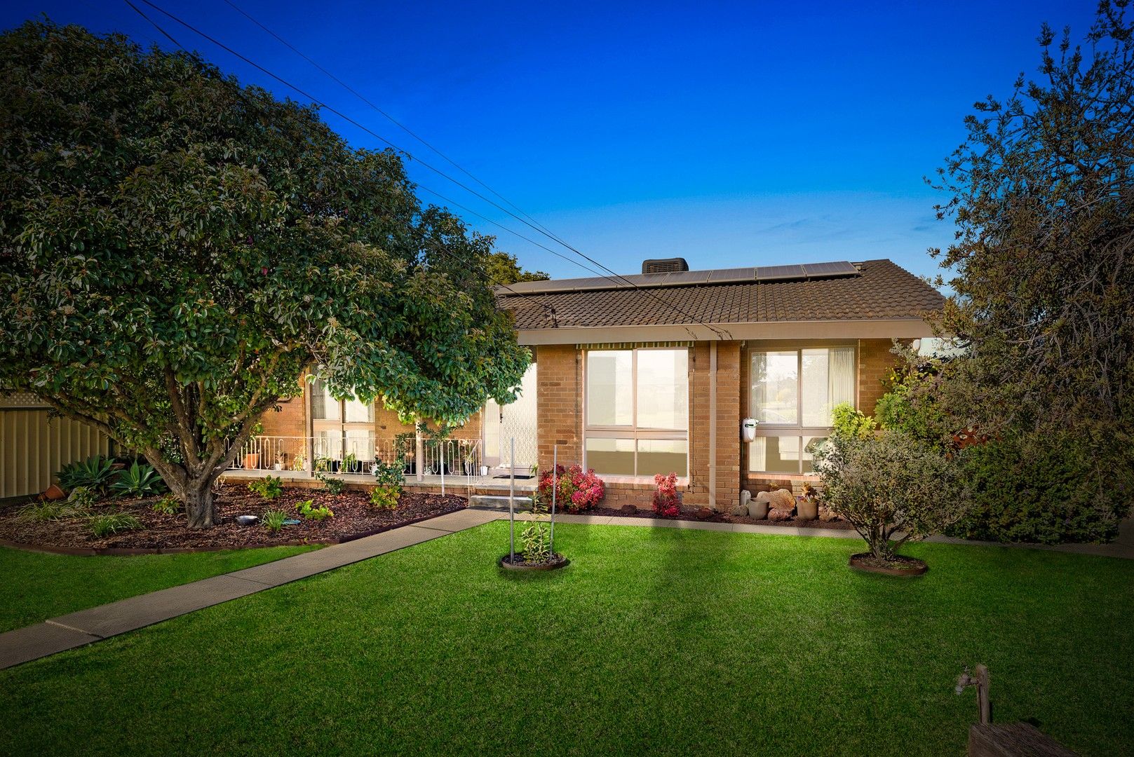 3 bedrooms House in 19 Honour Avenue WYNDHAM VALE VIC, 3024