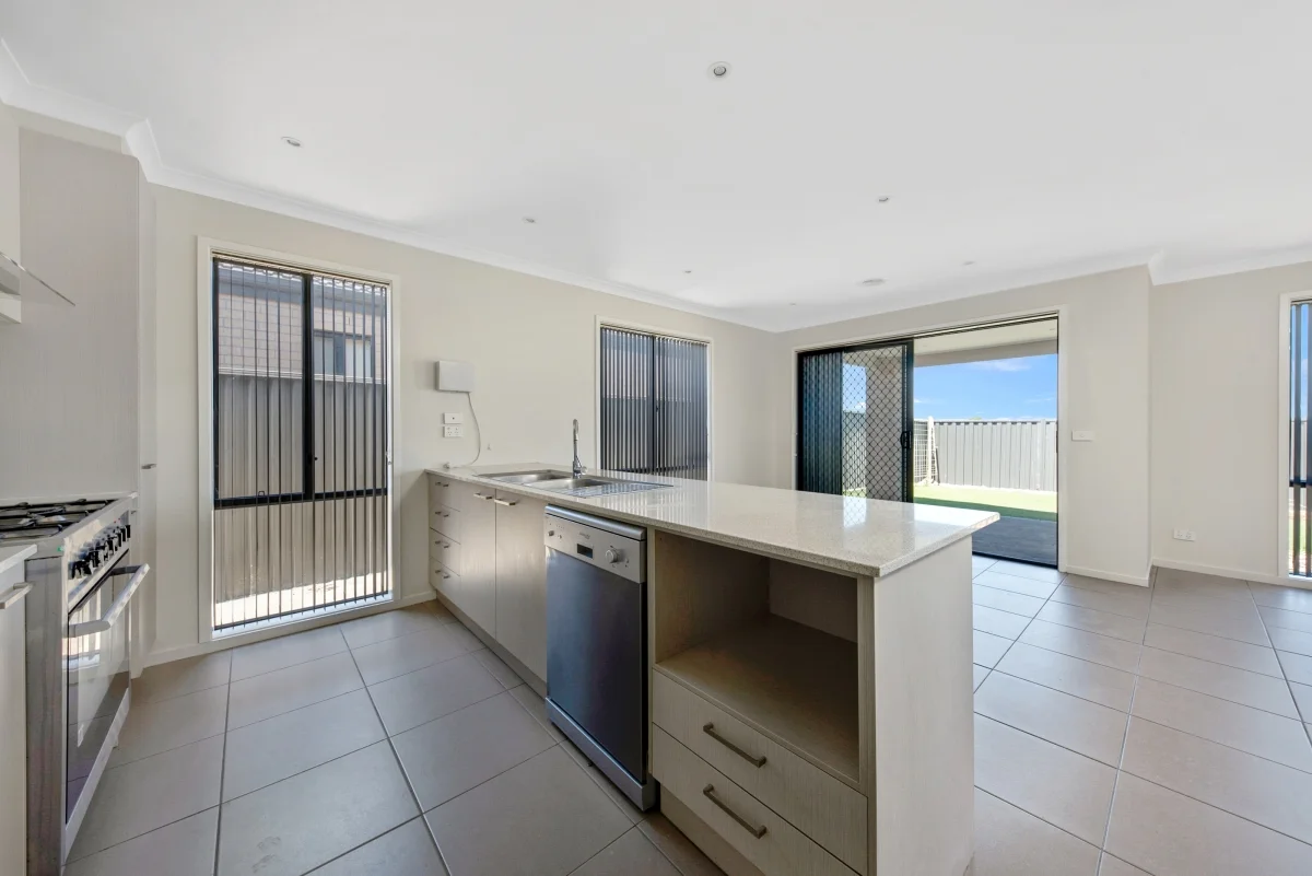Additional image 3 of 28 Brockwell Crescent, Wyndham Vale VIC 3024