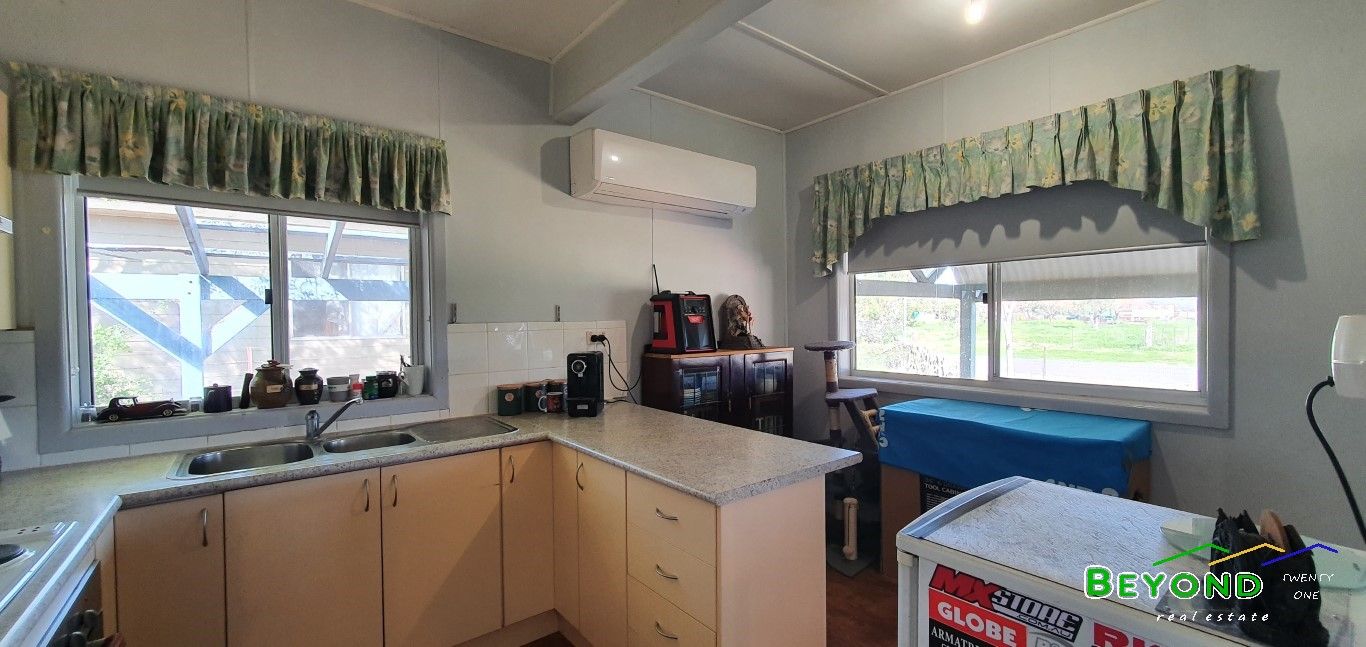 47 Munnell Street, Gulargambone NSW 2828 Domain