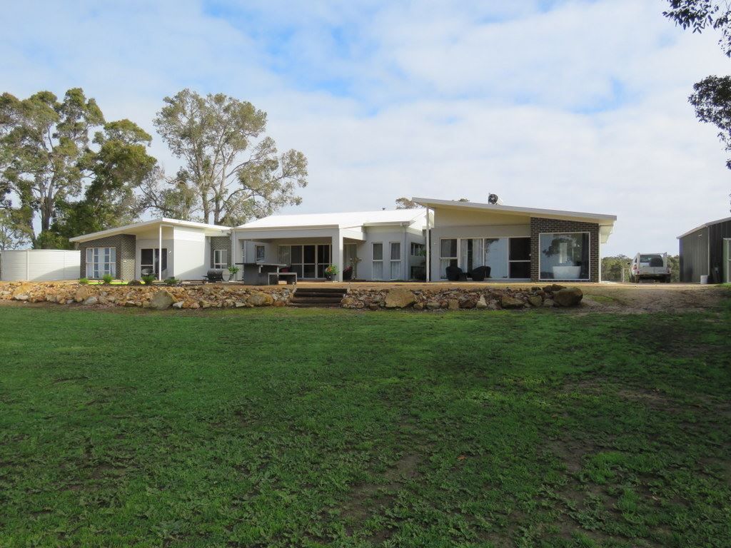 94 Ridge View Avenue, Boyup Brook WA 6244, Image 2