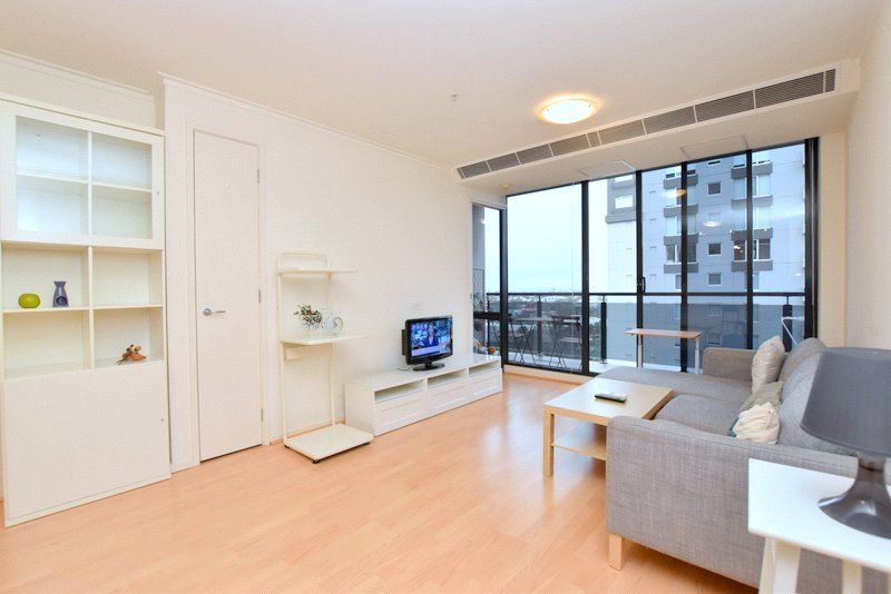 1308/63 Whiteman Street, Southbank VIC 3006, Image 2