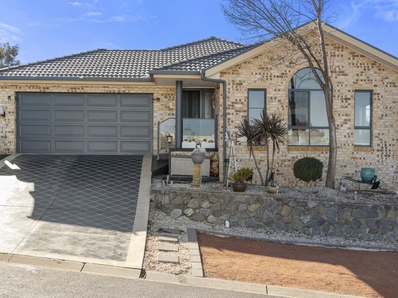 2 Umina Place, Jerrabomberra NSW 2619, Image 0