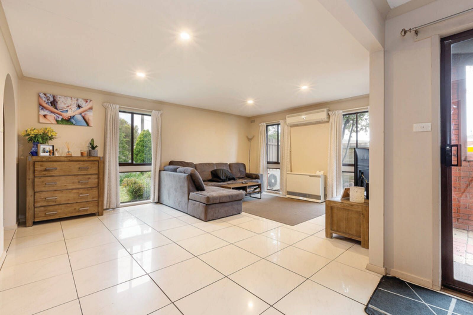 63 Grandview Grove, Wendouree VIC 3355 Domain