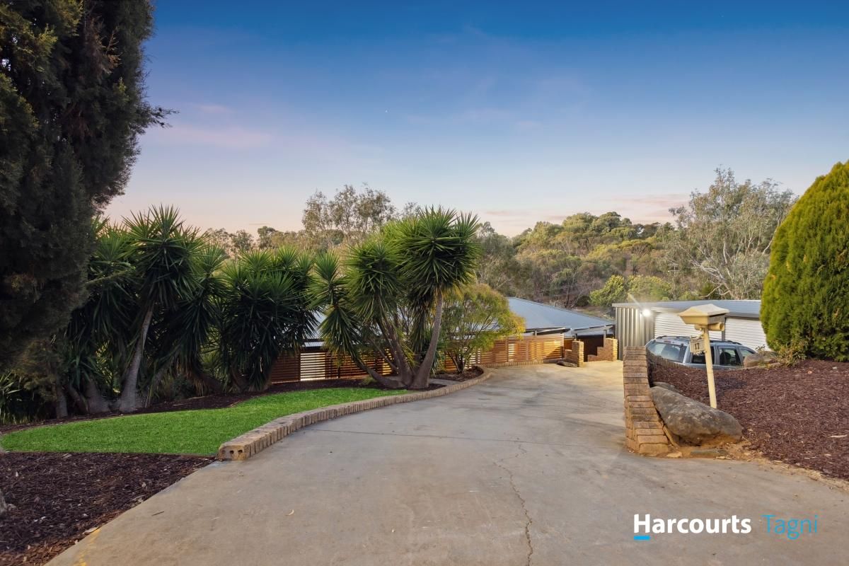 17 Jerilderie Drive, Happy Valley SA 5159, Image 2