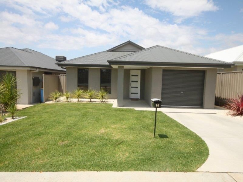 16/124 Mima Street, Glenfield Park NSW 2650