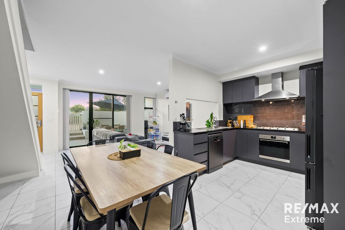 4/2 Crystalline Road, Spearwood WA 6163, Image 0