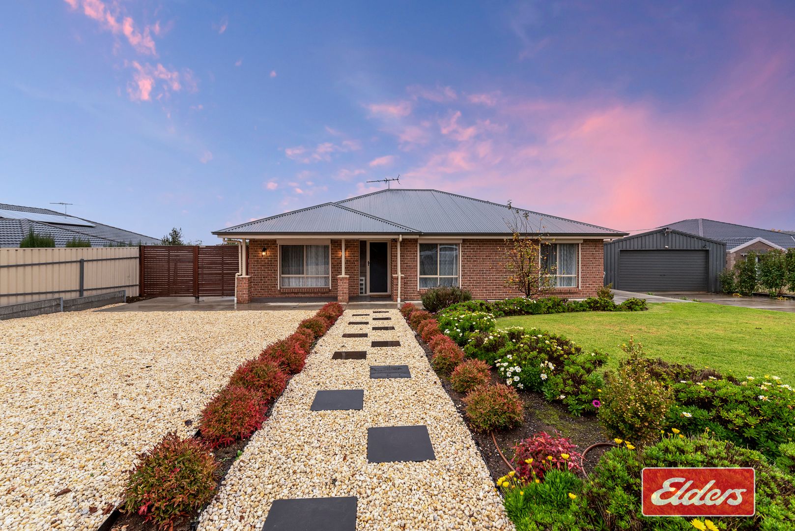 27 Carlisle Street, Williamstown SA 5351, Image 2