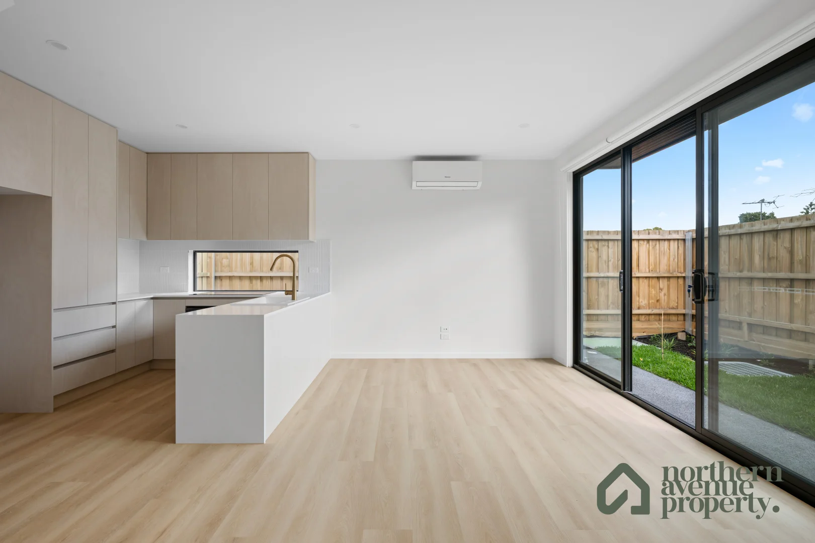 Additional image 3 of 3/79 Dougharty Rd, Heidelberg Heights VIC 3081