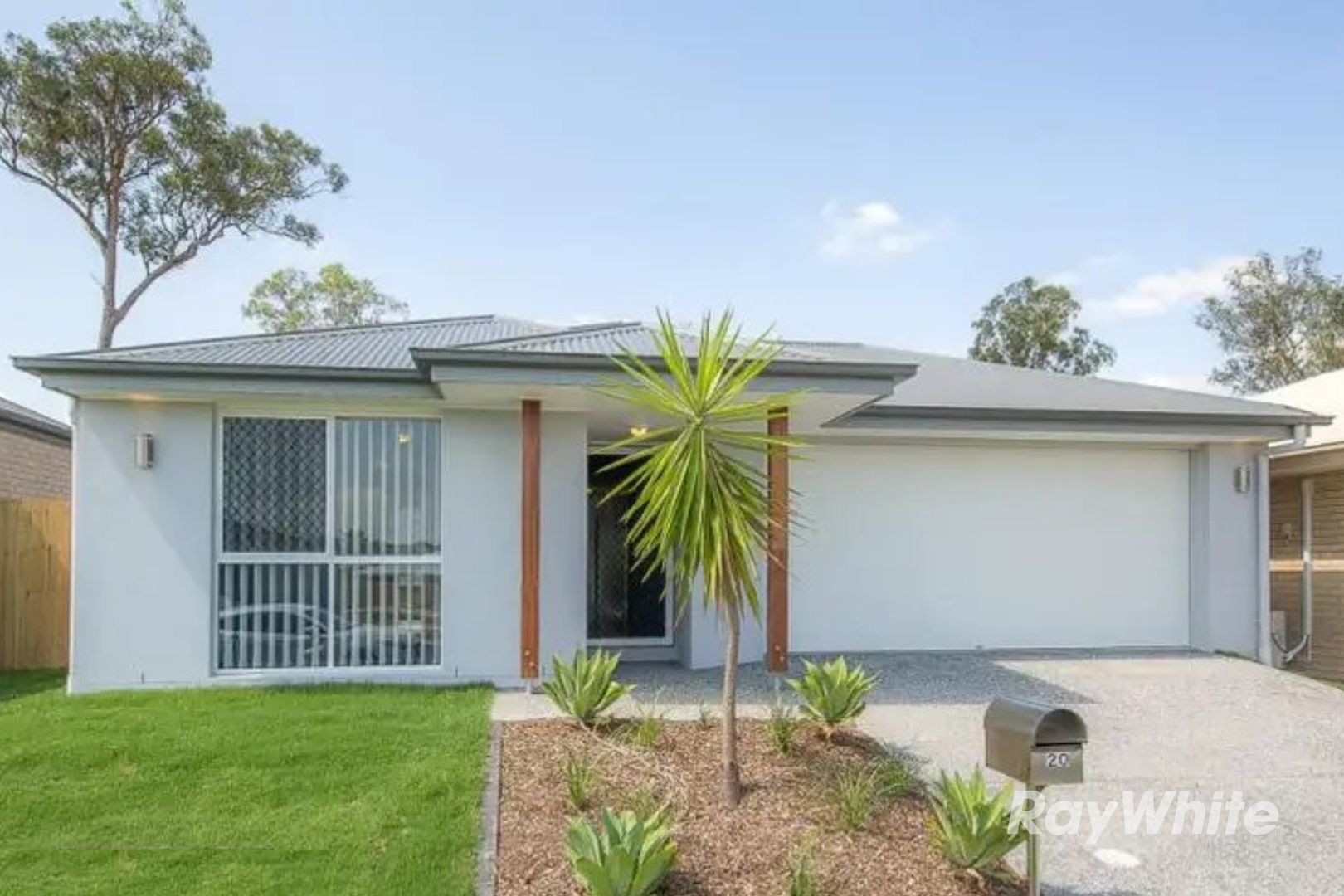 4 bedrooms House in 20 Tourmaline Road LOGAN RESERVE QLD, 4133